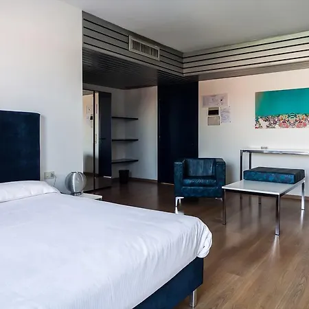 Park 4* Crema