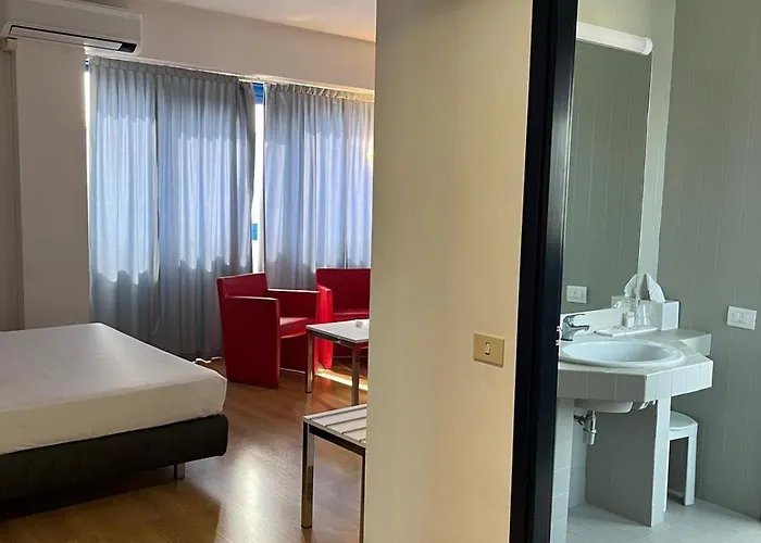 公园宅邸酒店 酒店 克雷马